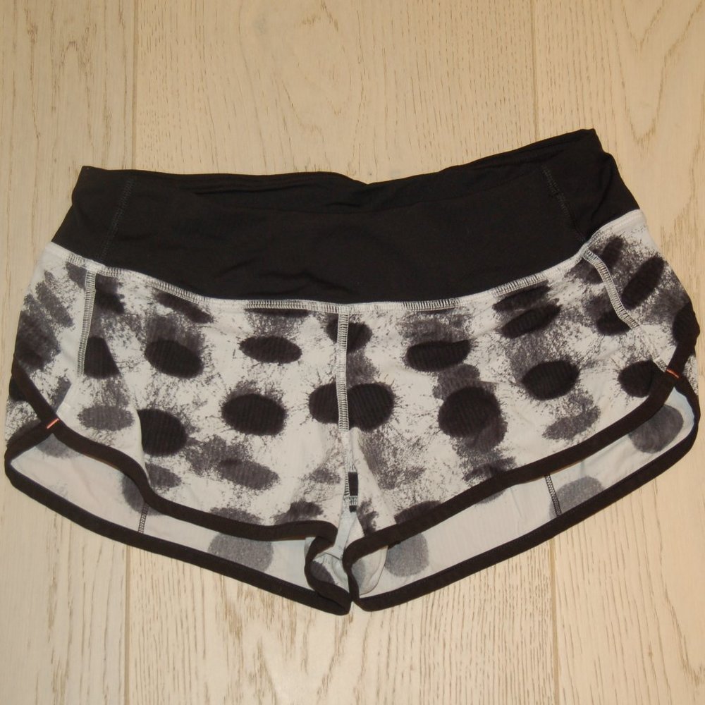 Lululemon Run Speed Shorts Seaside Dot White Black Size 4